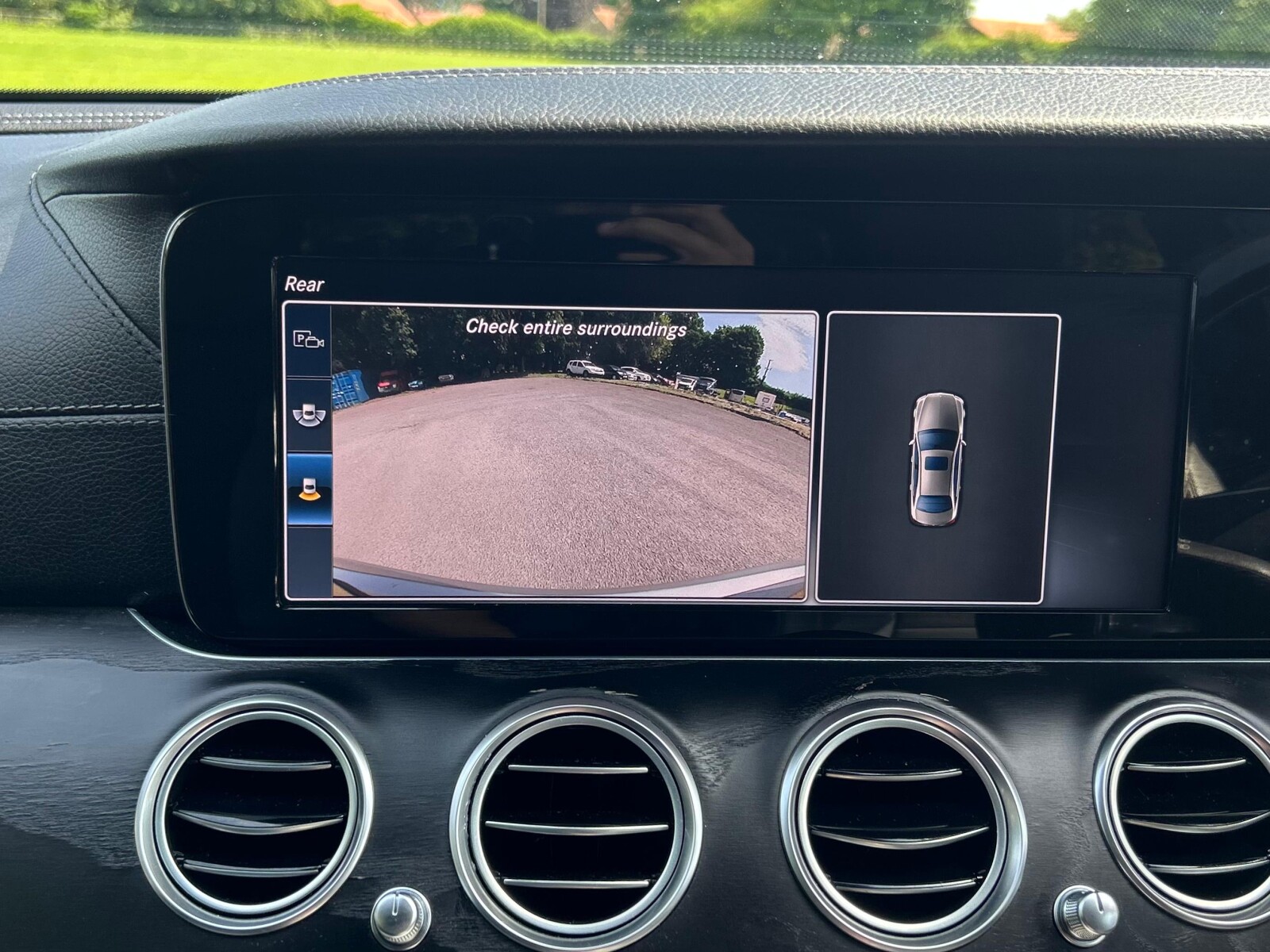 2017 Mercedes-Benz E Class image 14