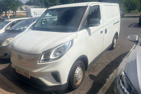 Vehicle photo 1