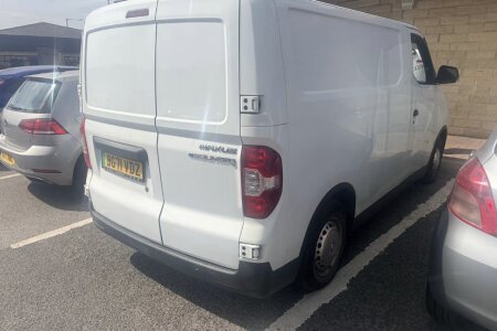 Vehicle photo 2