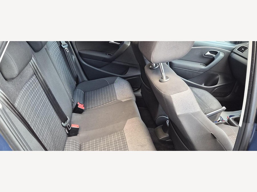 2015 Volkswagen Polo photo 11