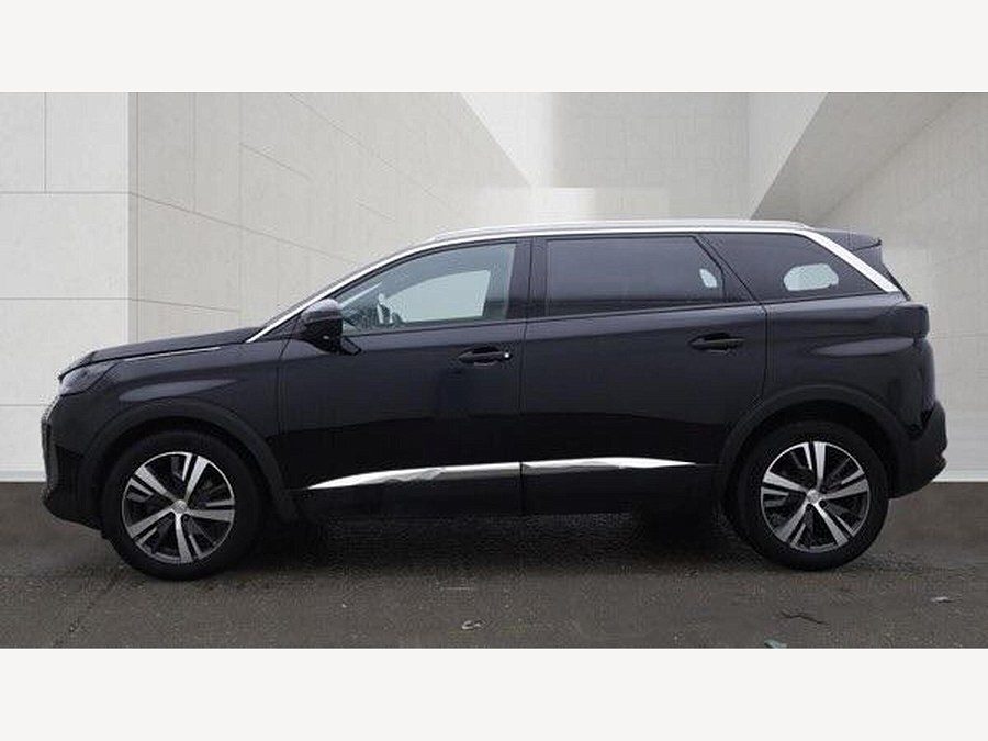 2023 Peugeot 5008 photo 6