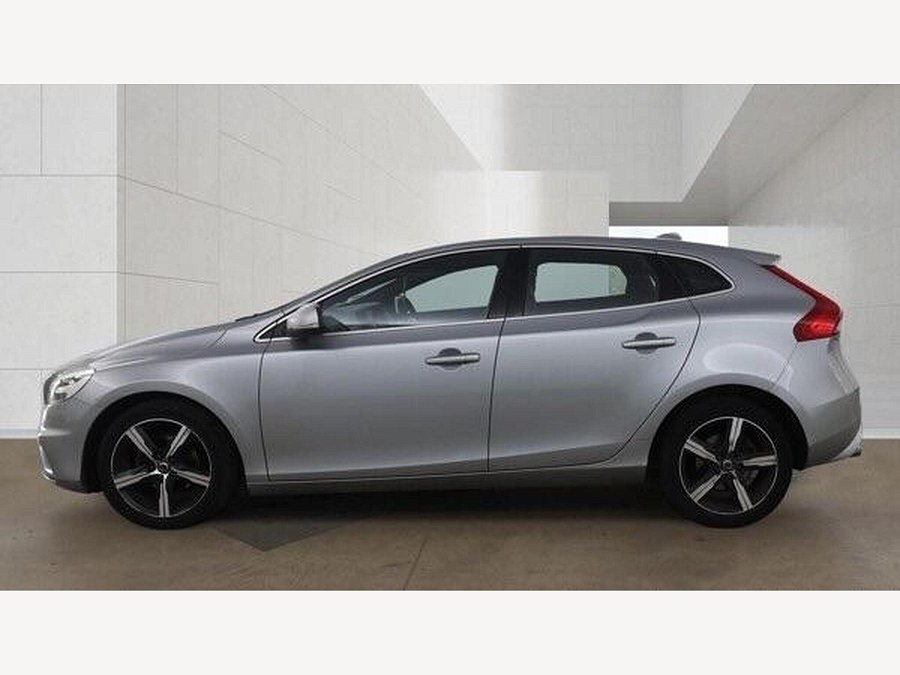 2016 Volvo V40 photo 5