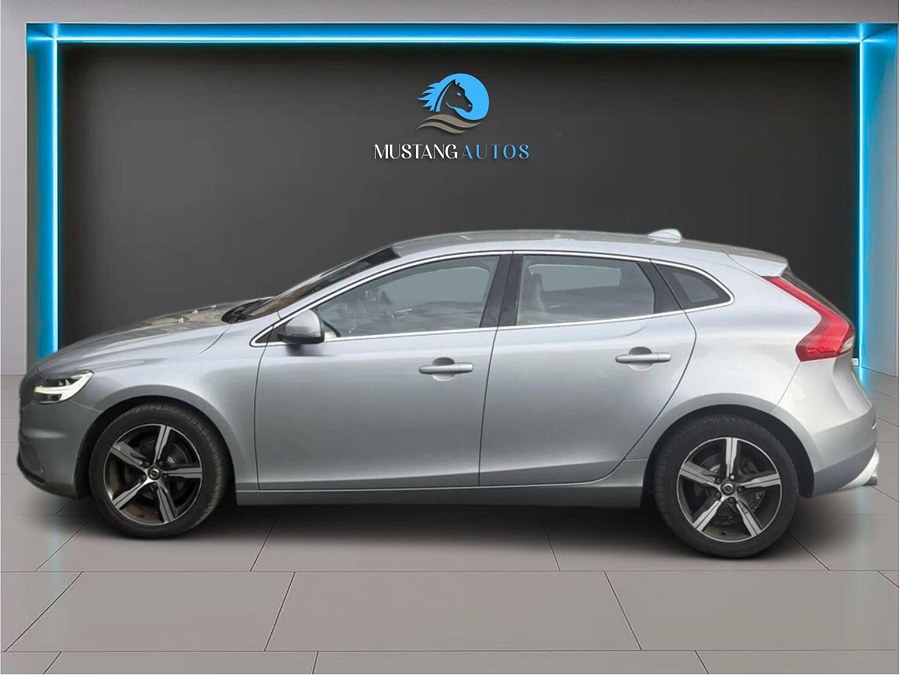 2016 Volvo V40 photo 6