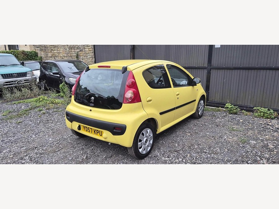 2007 Peugeot 107 photo 10
