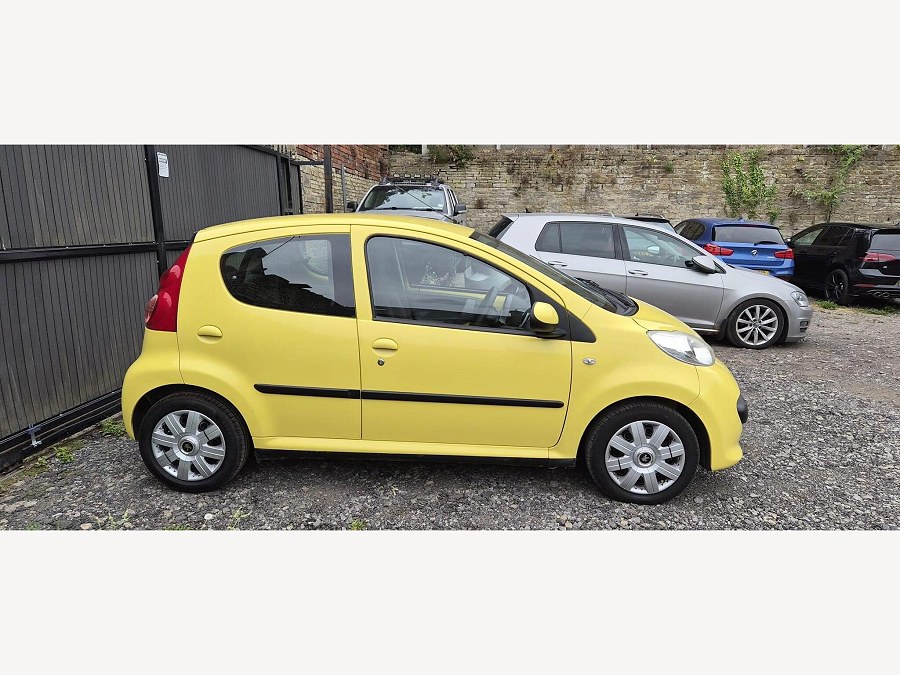 2007 Peugeot 107 photo 9