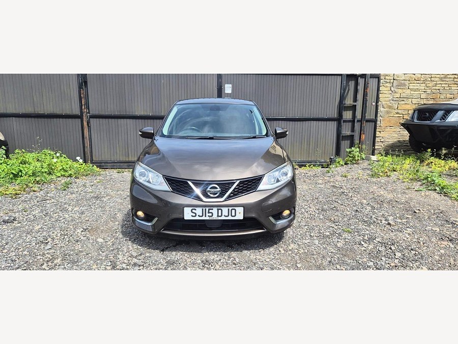 Nissan Pulsar photo 2