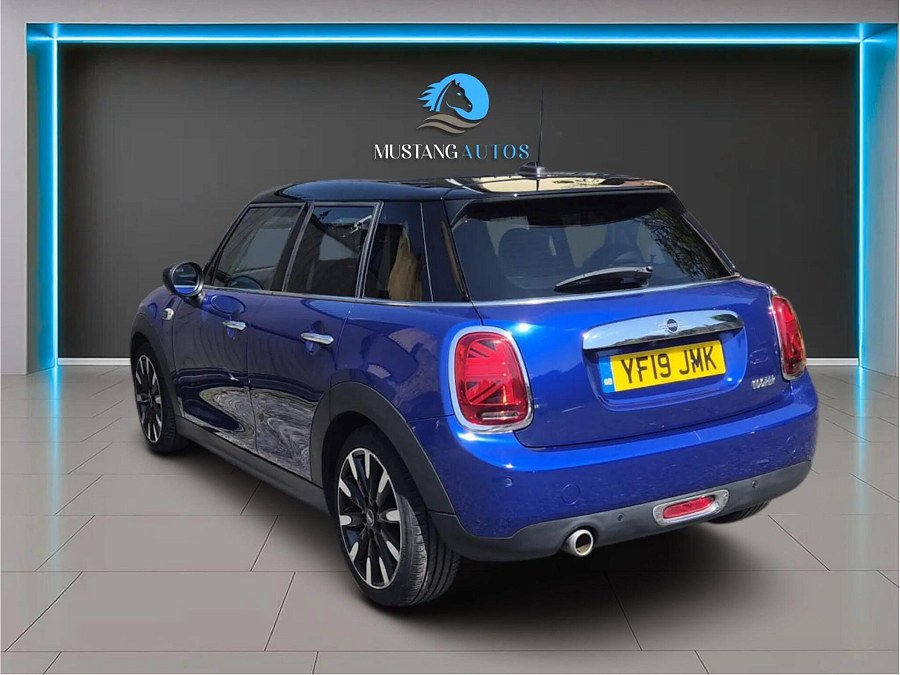 2019 MINI Hatch photo 5