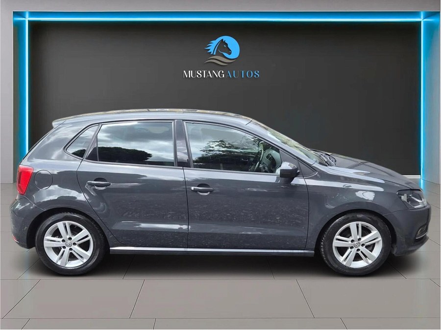 2016 Volkswagen Polo photo 9