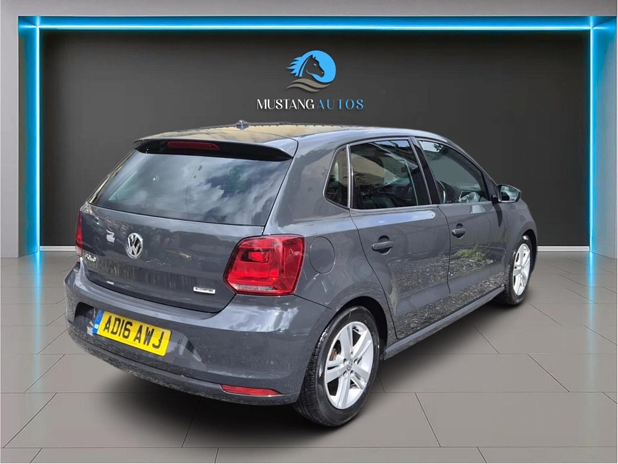 2016 Volkswagen Polo photo 10