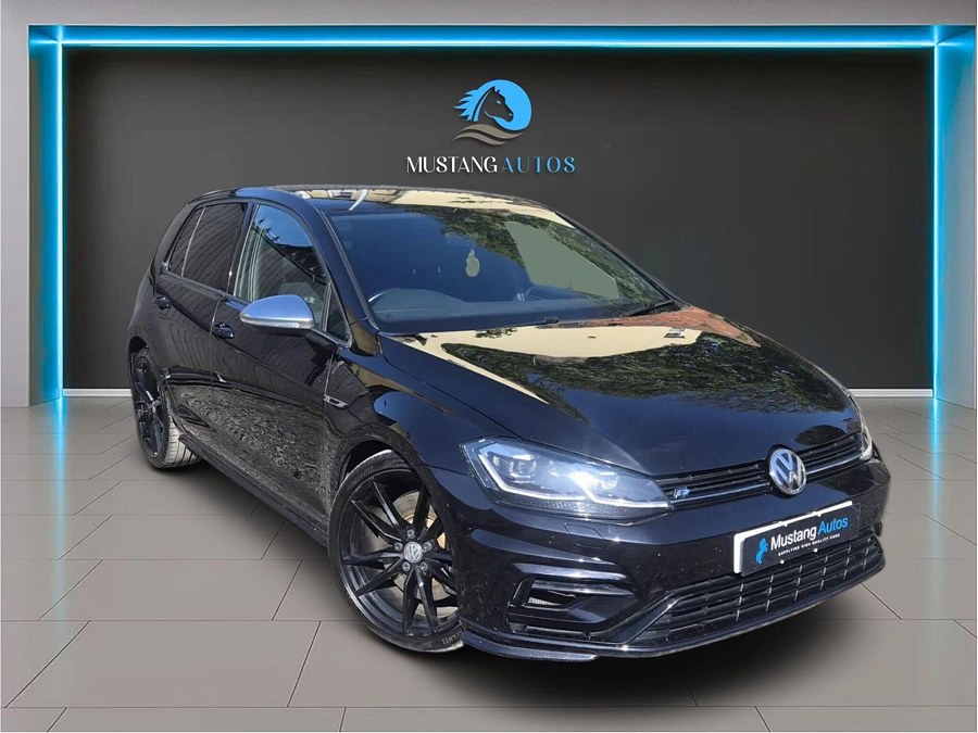2020 Volkswagen Golf photo 5