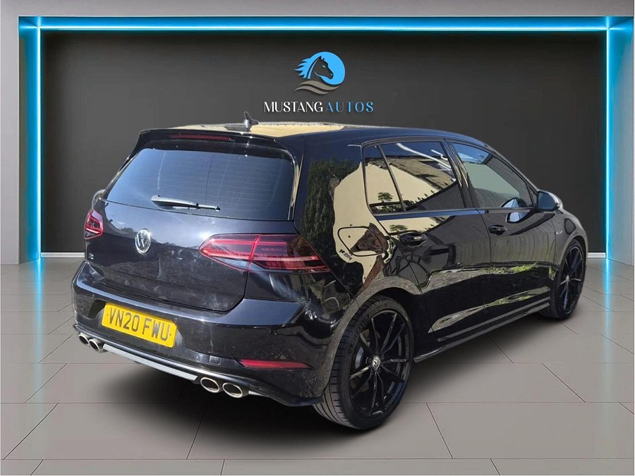 2020 Volkswagen Golf photo 10