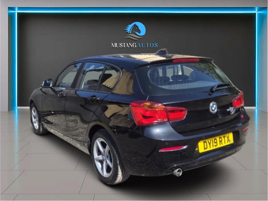 2019 BMW 1 Series photo 4
