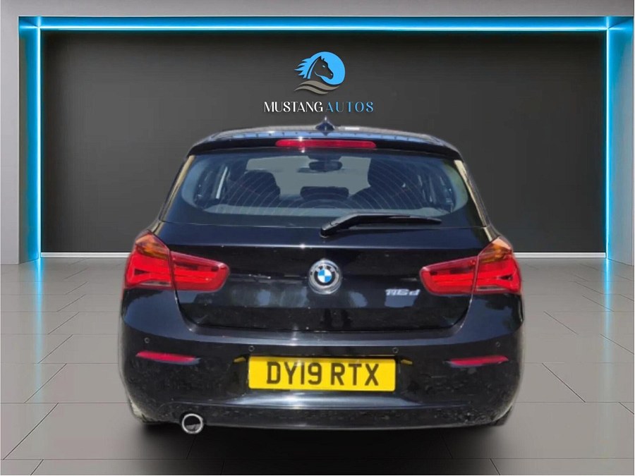 2019 BMW 1 Series photo 8
