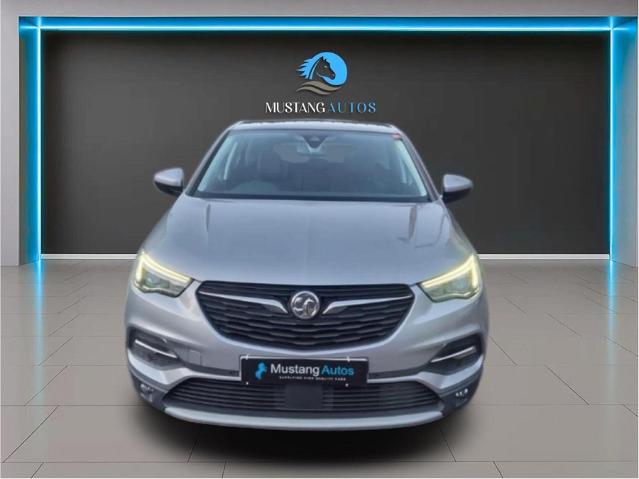 Vauxhall Grandland X photo 2
