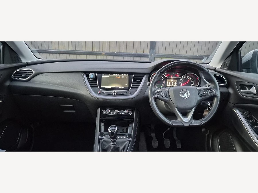2019 Vauxhall Grandland X photo 12