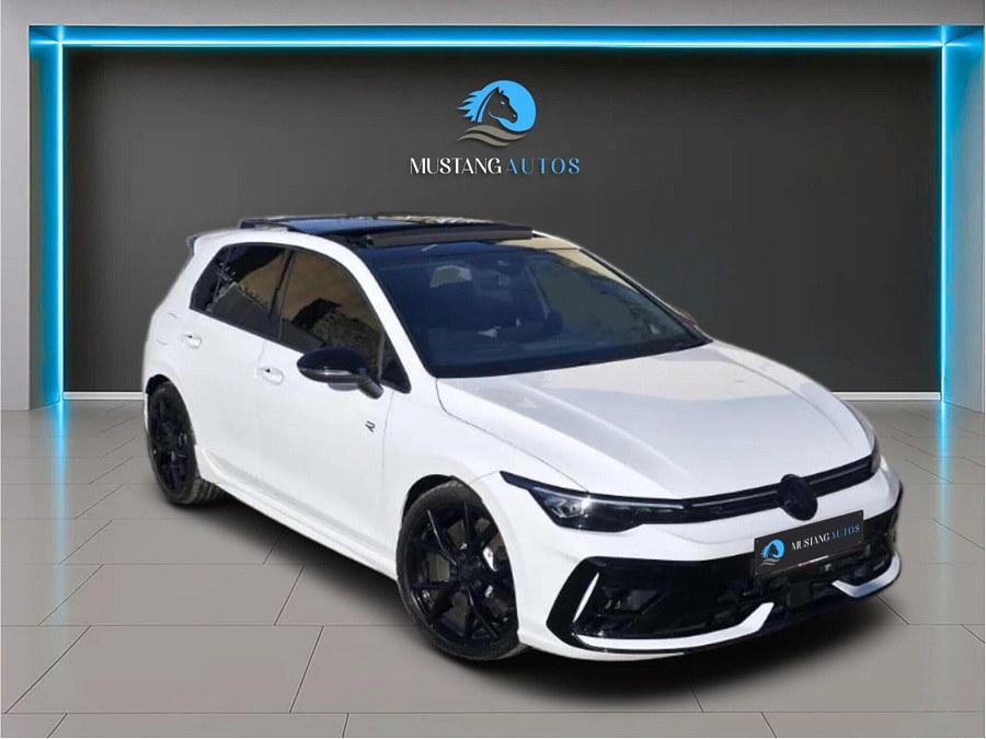 2025 Volkswagen Golf photo 5