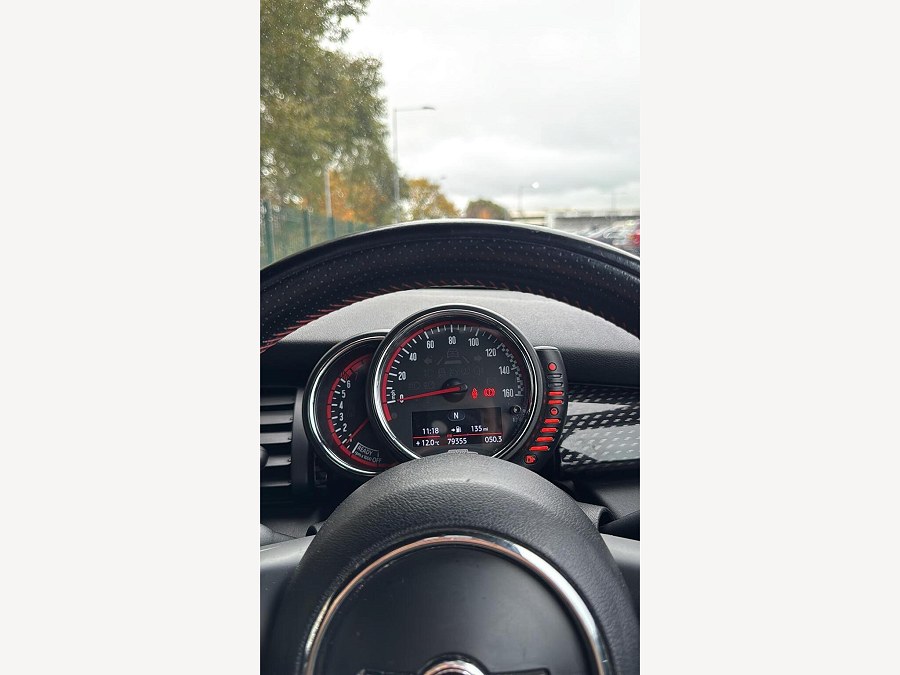 2016 MINI Convertible photo 14
