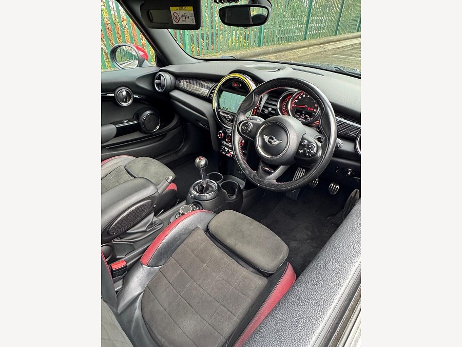 2016 MINI Convertible photo 11