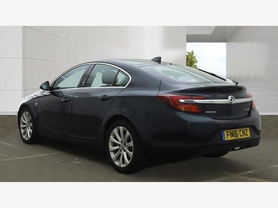 2016 Vauxhall Insignia photo 5