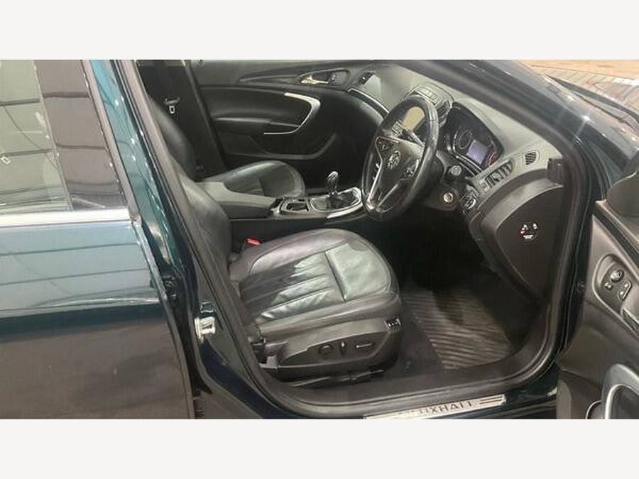 2016 Vauxhall Insignia photo 10