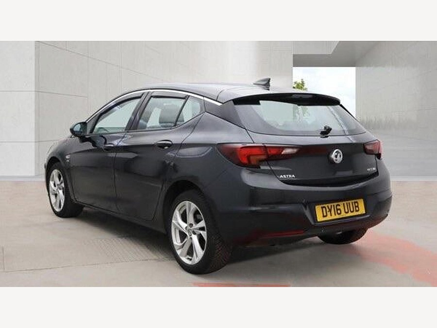 2016 Vauxhall Astra photo 5