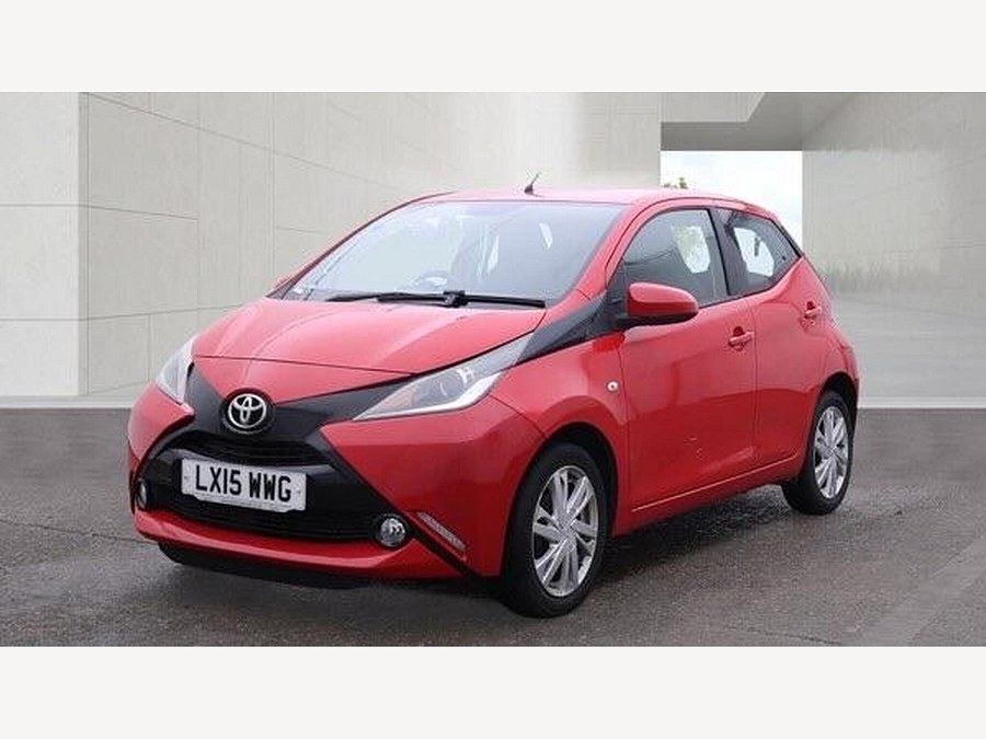 2015 Toyota AYGO photo 3