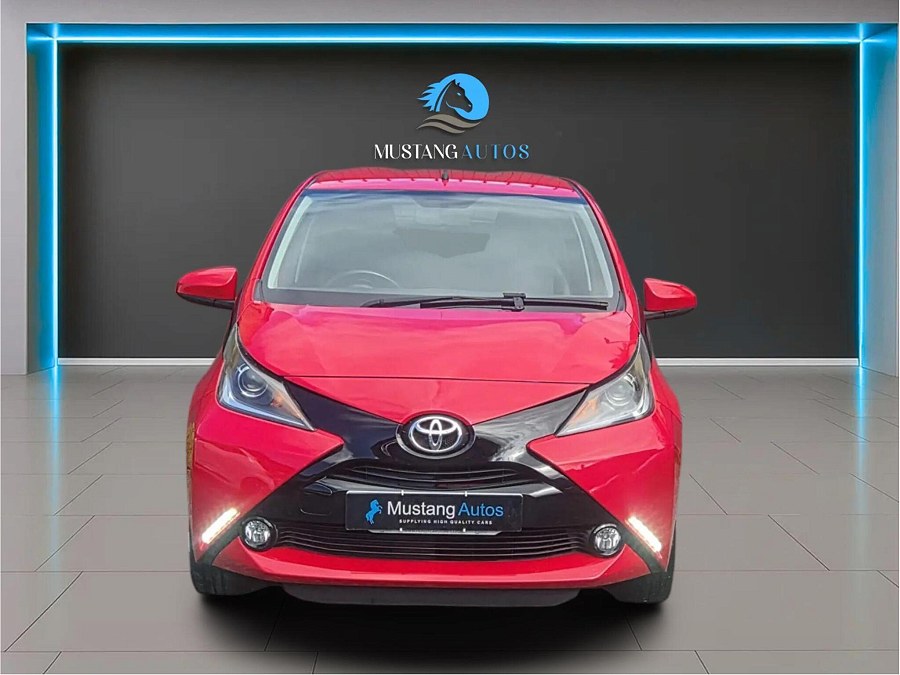 2015 Toyota AYGO photo 3