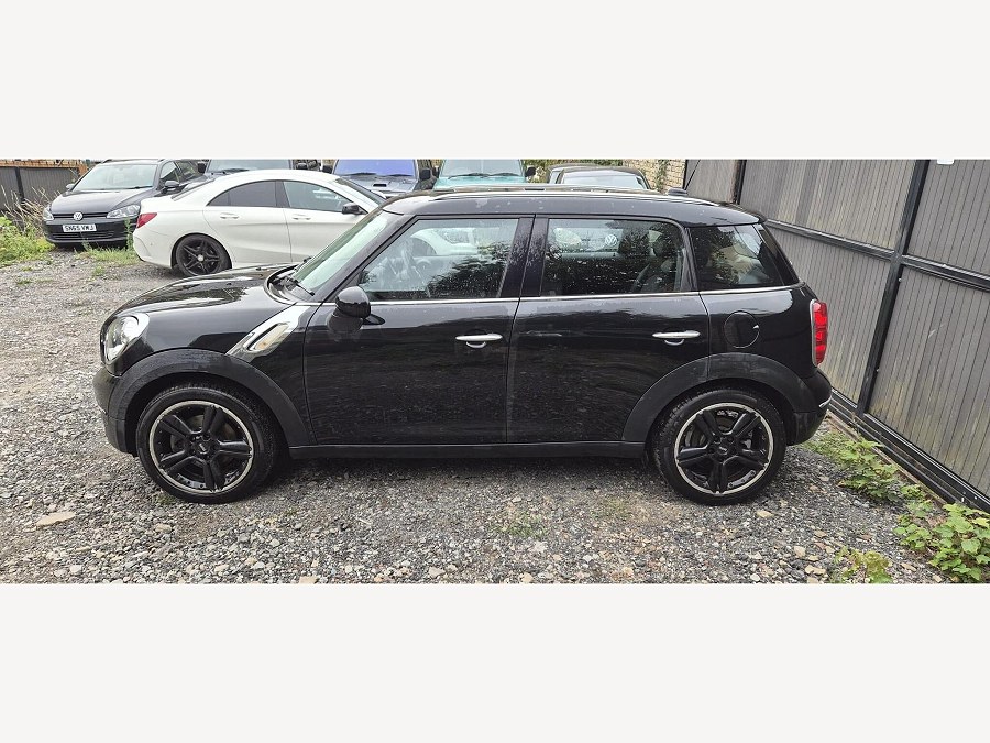 2012 MINI Countryman photo 7