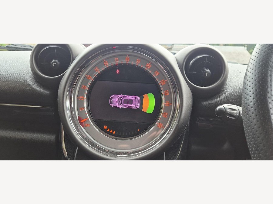 2012 MINI Countryman photo 14