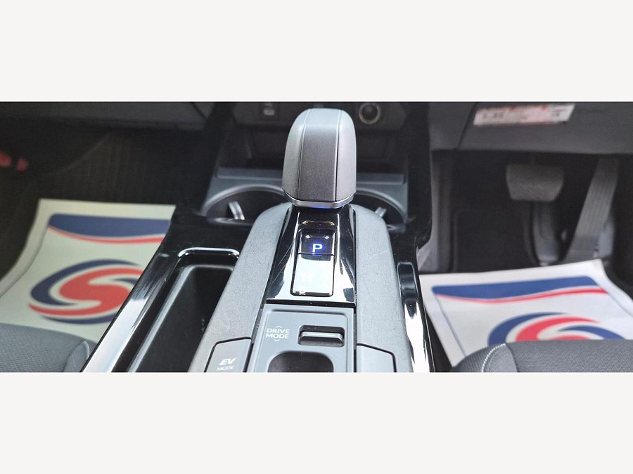 2023 Toyota Prius photo 13