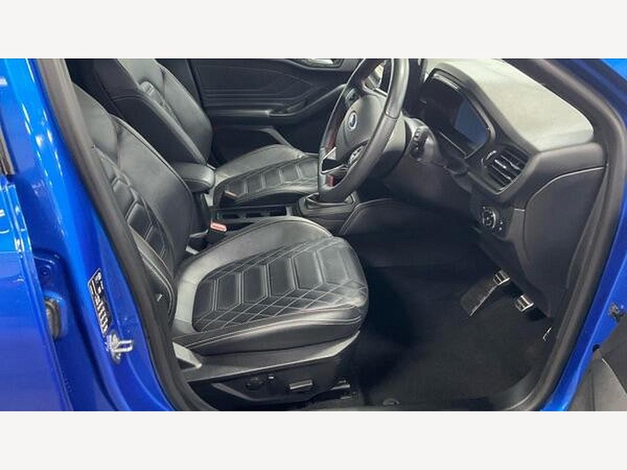 2022 Ford Focus photo 8