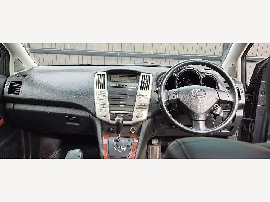 2004 Lexus RX photo 13
