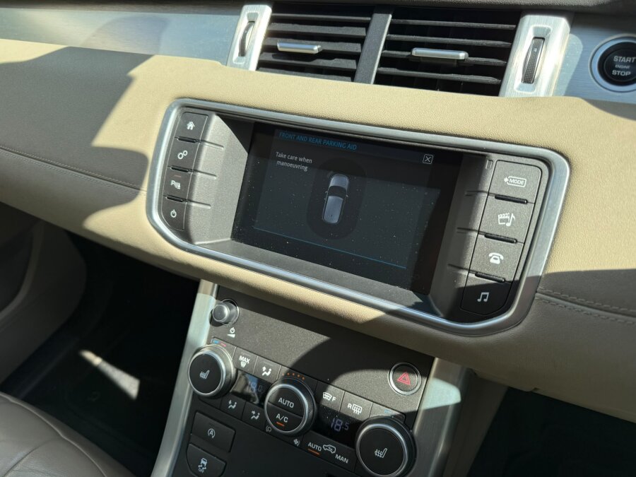 2017 Land Rover Evouque photo 6