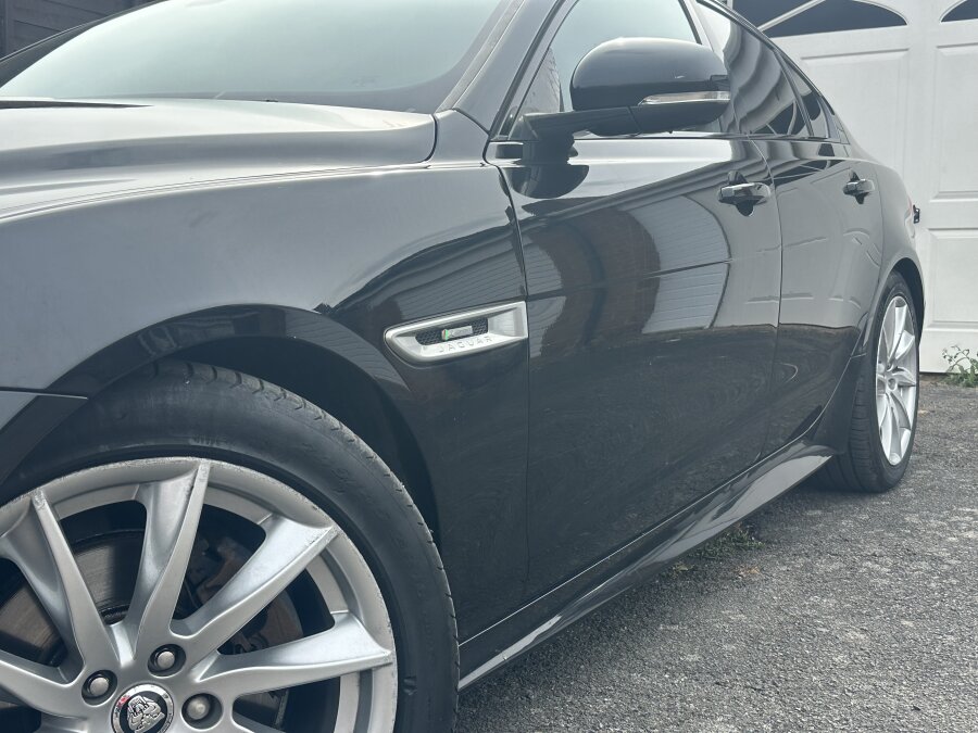 2015 Jaguar XE photo 7