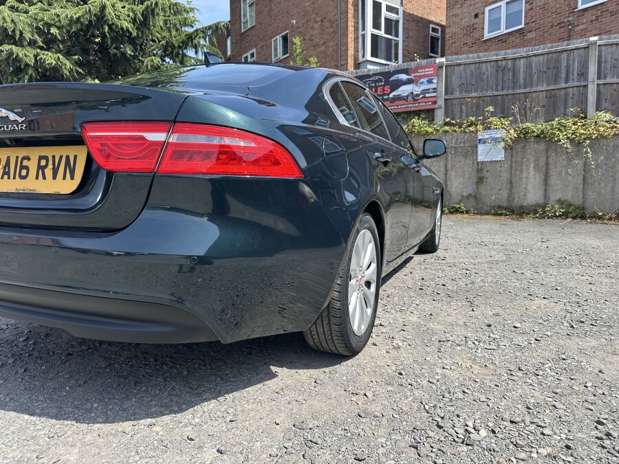 2016 JAGUAR XE photo 7