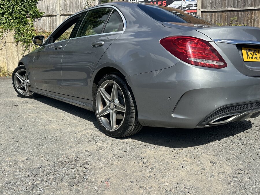 2015 MERCEDES C CLASS photo 4