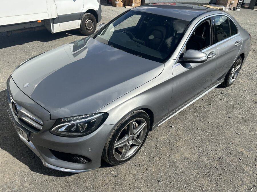 2015 MERCEDES C CLASS photo 13