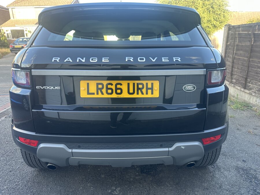 2016 Land Rover Evoque photo 10