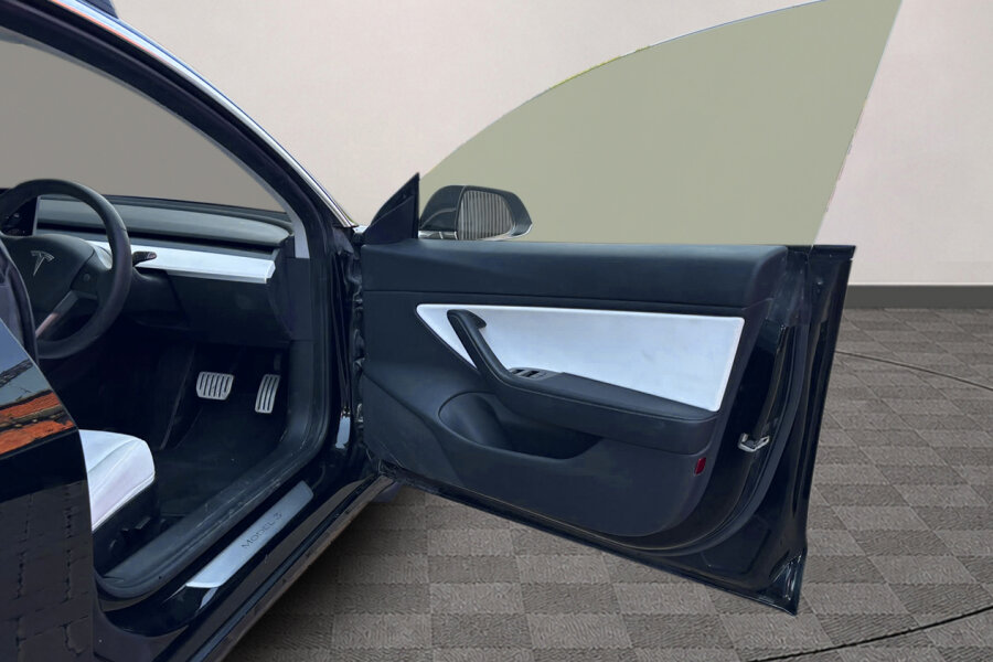 2020 Tesla Model 3 photo 13