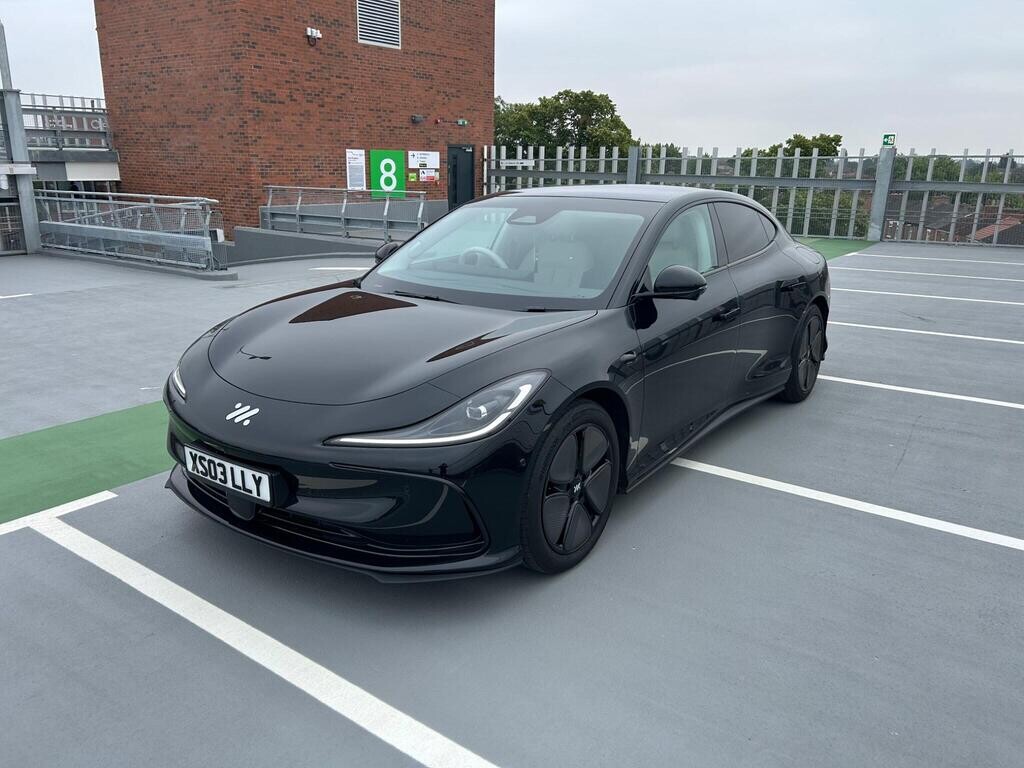 2025 MG IM5 image 3