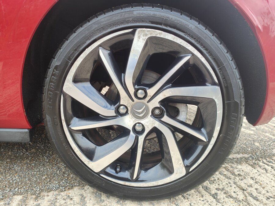 2014 Citroen DS3 photo 11
