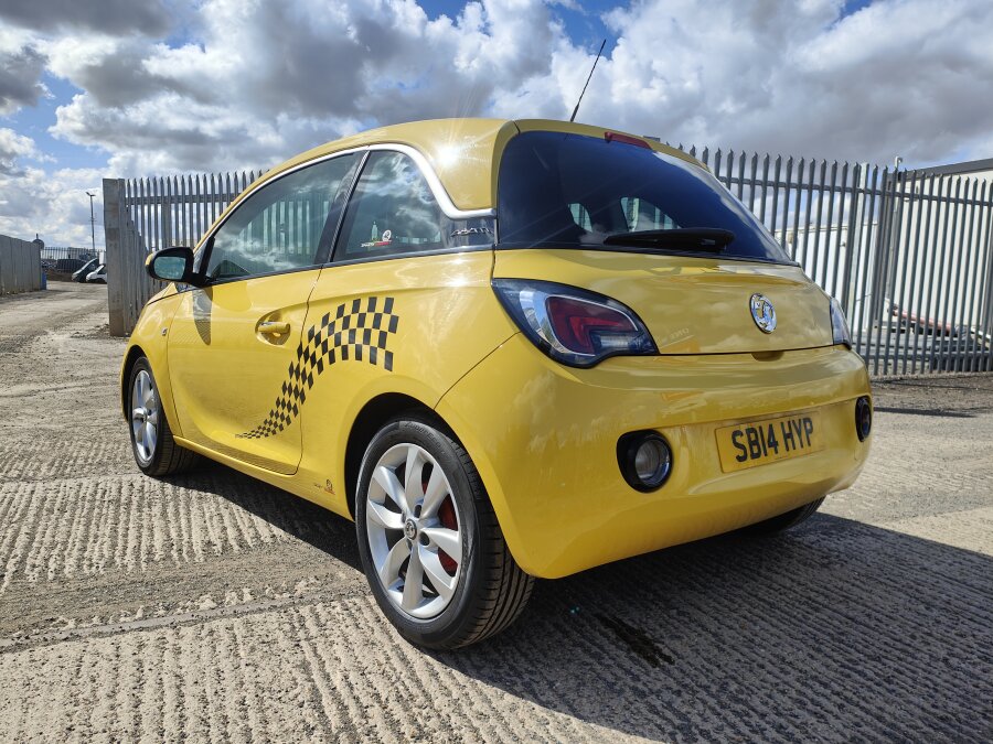 2014 VAUXHALL ADAM photo 9