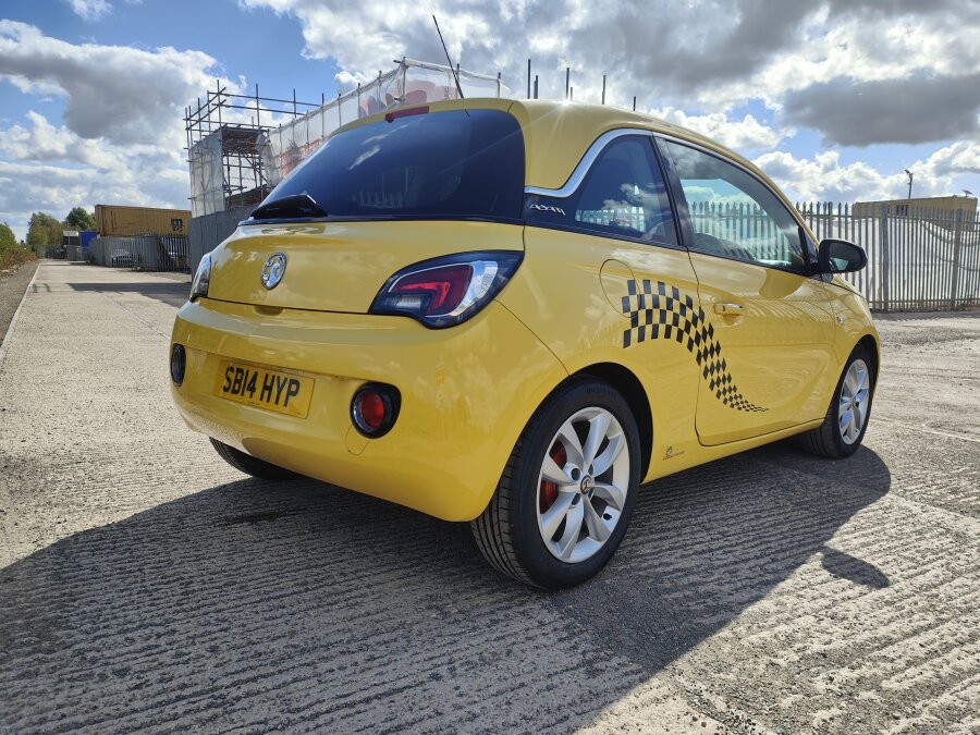 2014 VAUXHALL ADAM photo 13