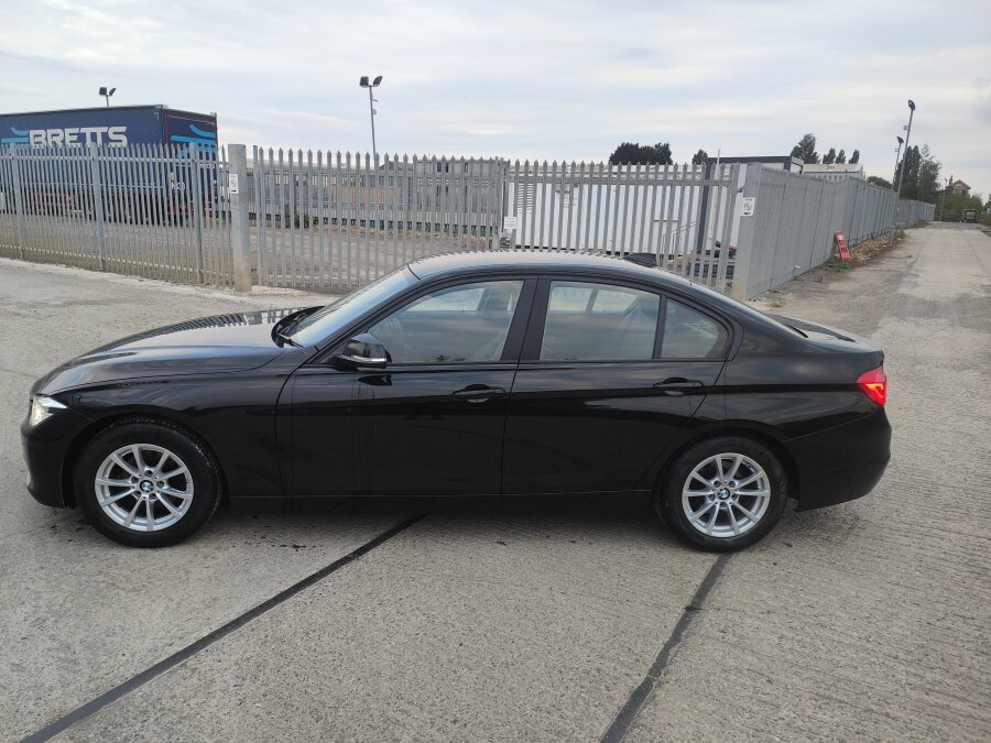 2017 BMW 3 SERIES photo 7