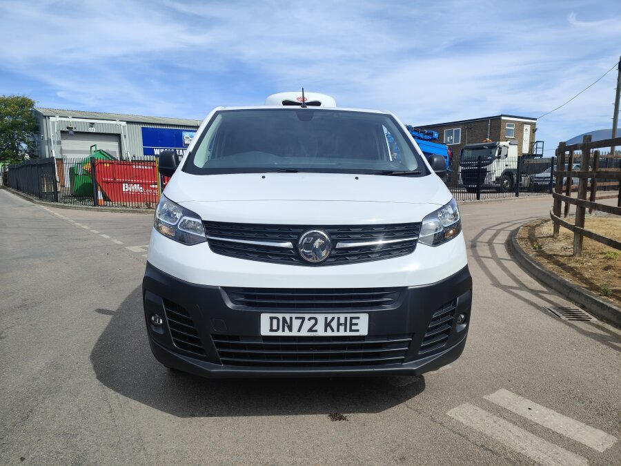 VAUXHALL VIVARO