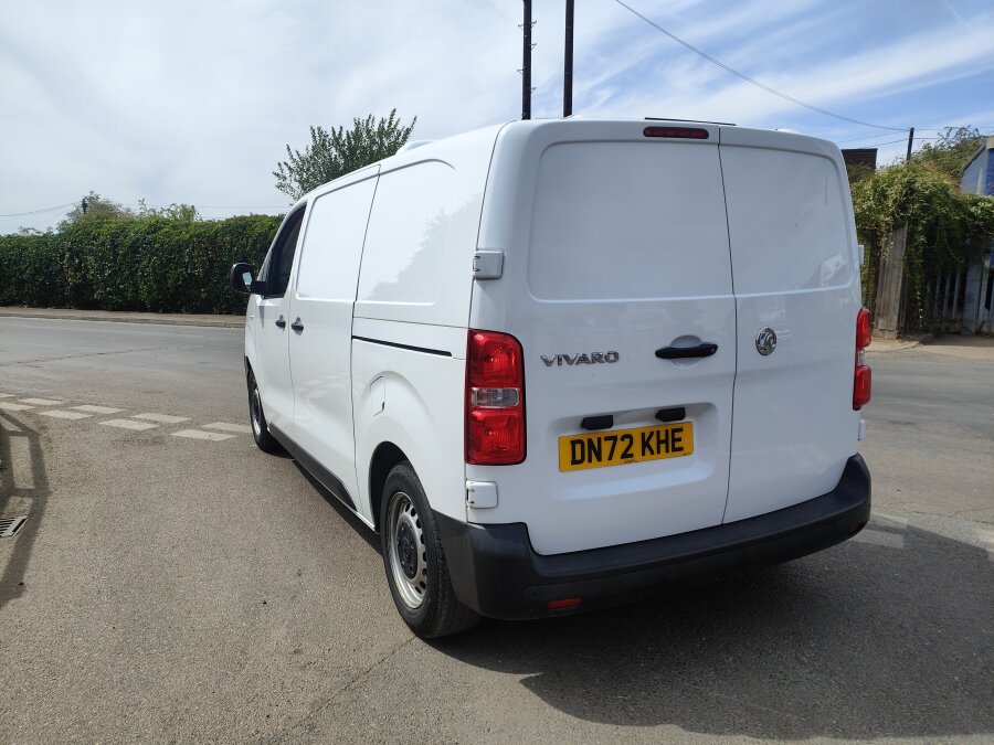 2022 VAUXHALL VIVARO photo 5