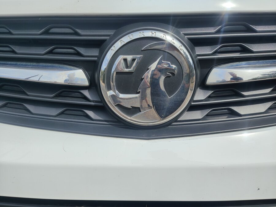 2022 VAUXHALL VIVARO photo 13