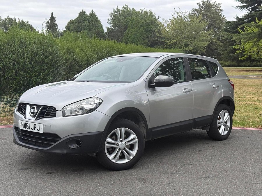 2011 Nissan Qashqai photo 3