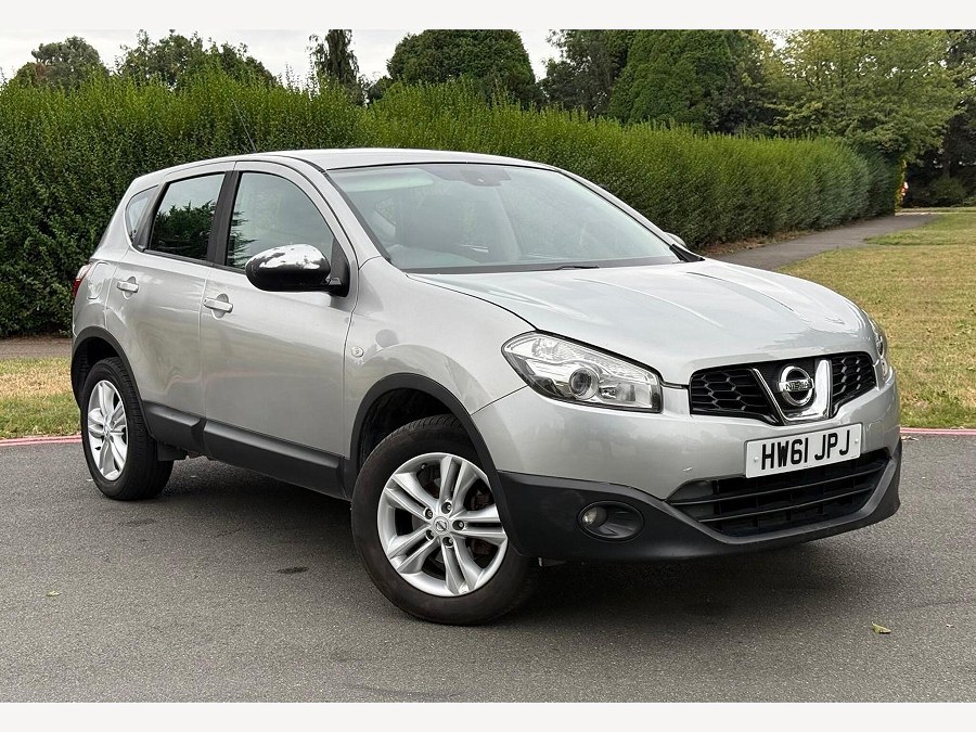 2011 Nissan Qashqai photo 1