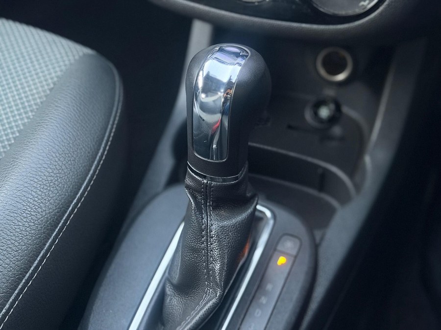 2009 Vauxhall Corsa photo 3